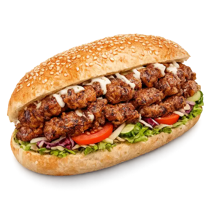 Kanapka kebab XL z dodatkowym grillowanym mięsem, świeżymi warzywami i sosem